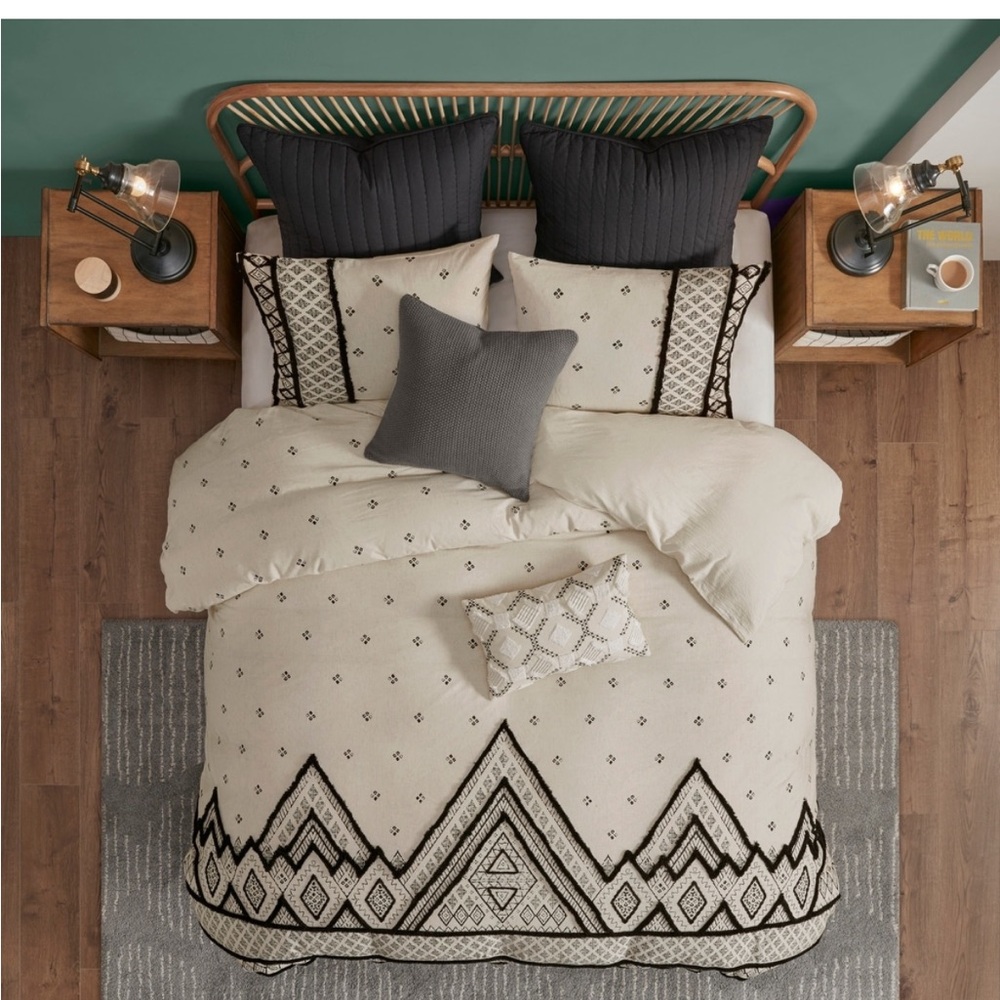 INK&IVY Marta Flax Cotton Blend Black and White Geometric Duvet Cover and Shams
